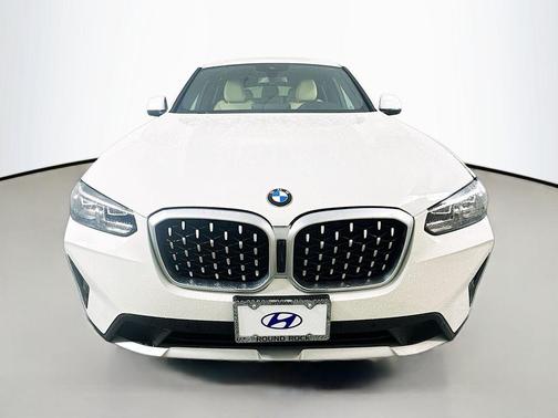 2023 BMW X4 xDrive30i