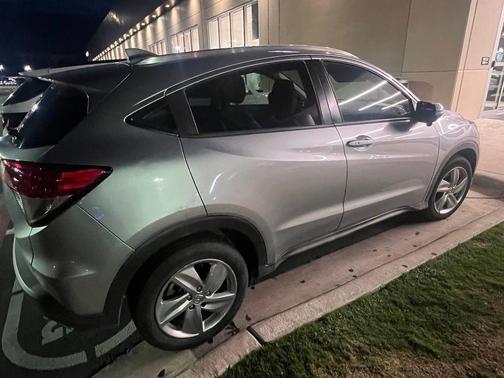 Silver Metallic 2019 Honda HR-V EX