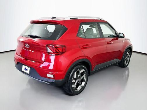 2023 Hyundai VENUE Limited
