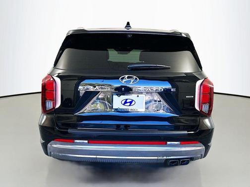 Black 2024 Hyundai PALISADE Calligraphy