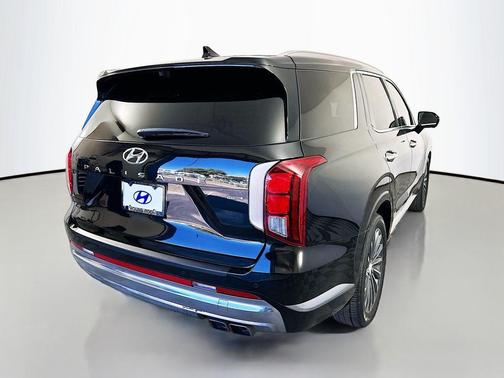 Black 2024 Hyundai PALISADE Calligraphy
