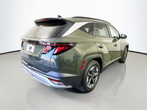 Green 2026 Hyundai TUCSON SEL