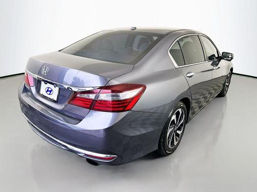 2017 Honda Accord EX