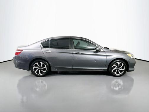 2017 Honda Accord EX