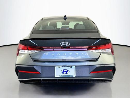 Amazon Gray 2026 Hyundai ELANTRA SEL Sport