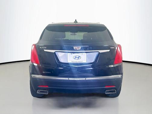 Black Metallic 2017 Cadillac XT5 Premium Luxury