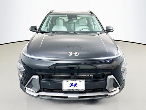 Abyss Black Pearl 2026 Hyundai KONA Limited