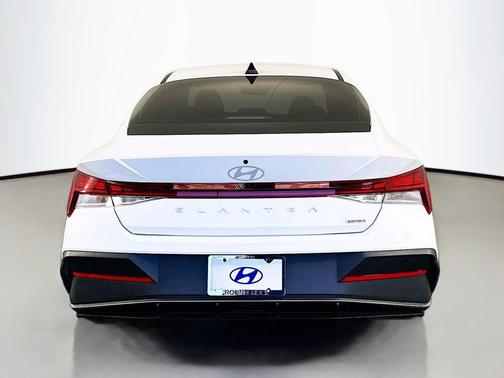 2025 Hyundai ELANTRA HEV Blue