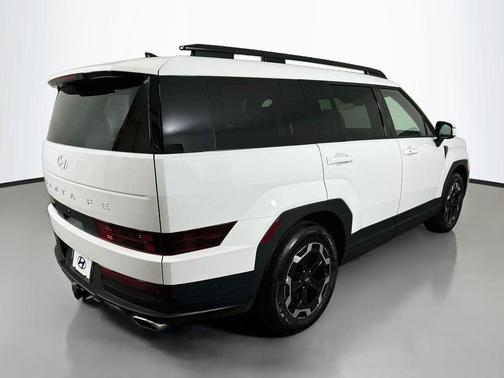 White 2027 Hyundai SANTA FE SEL