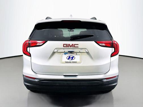 Quicksilver Metallic 2018 GMC Terrain SLE