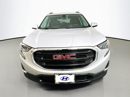 Quicksilver Metallic 2018 GMC Terrain SLE