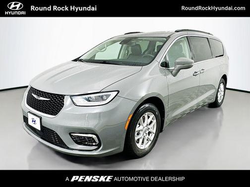 2022 Chrysler Pacifica Touring-L