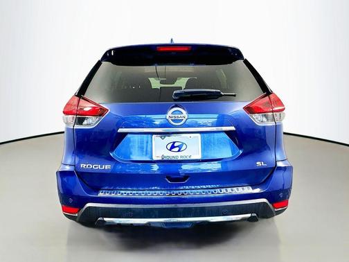 2020 Nissan Rogue SL
