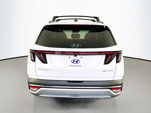 Pearl 2026 Hyundai TUCSON Hybrid Limited