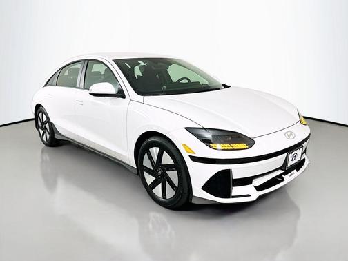 2025 Hyundai IONIQ 6 SE