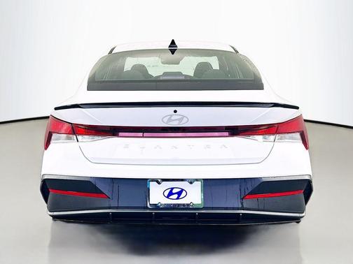 Serenity White Pearl 2026 Hyundai ELANTRA SEL Sport