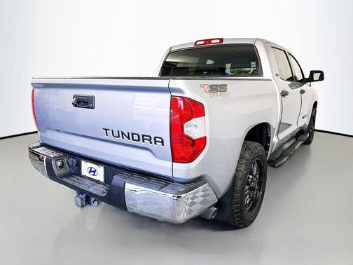 2016 Toyota Tundra SR5