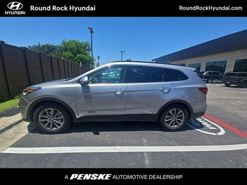 Frost 2019 Hyundai Santa Fe XL SE