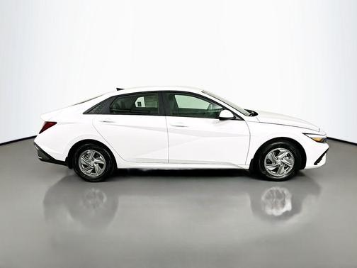 Serenity White Pearl 2026 Hyundai ELANTRA SE
