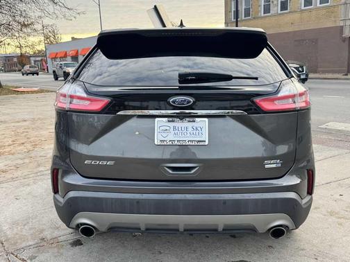 2020 Ford Edge SEL