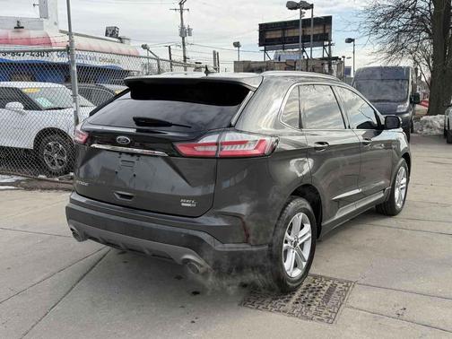 2020 Ford Edge SEL
