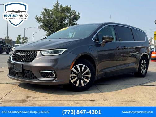 2022 Chrysler Pacifica Hybrid Touring L