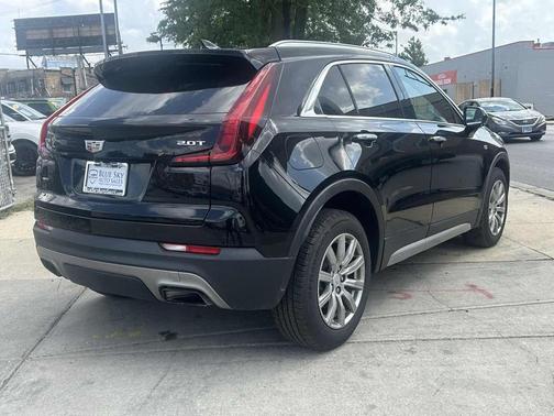 2019 Cadillac XT4 Premium Luxury