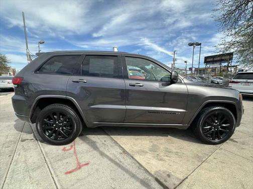 2018 Jeep Grand Cherokee Altitude