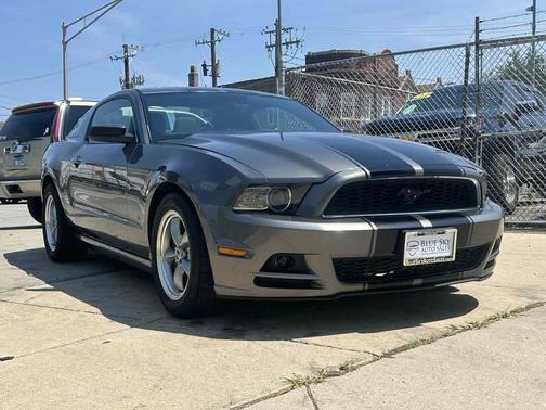 2014 Ford Mustang V6