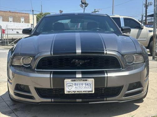 2014 Ford Mustang V6