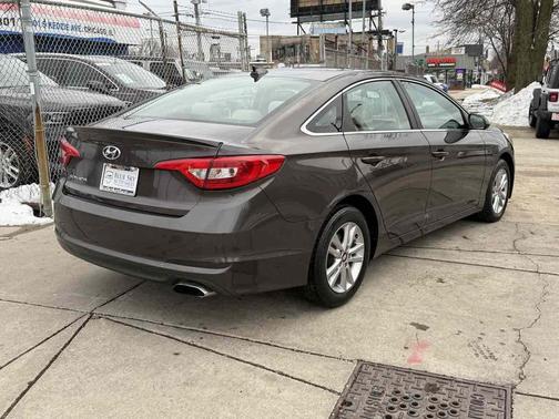 2017 Hyundai SONATA Base