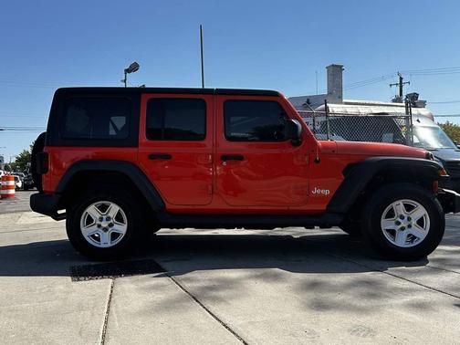 2018 Jeep Wrangler Unlimited Sport