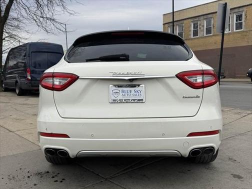 2017 Maserati Levante Base