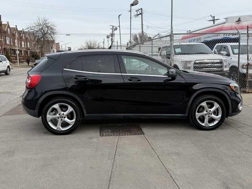 2020 Mercedes-Benz GLA 250 Base