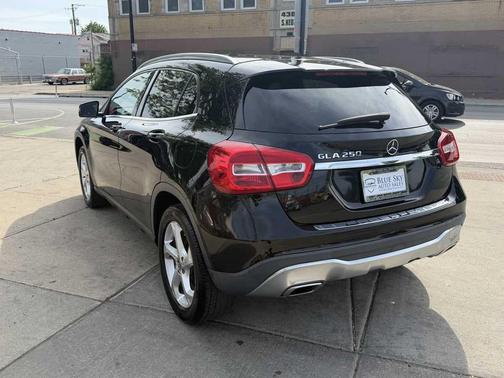 Night Black 2020 Mercedes-Benz GLA 250 Base