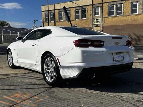 2019 Chevrolet Camaro 1LS