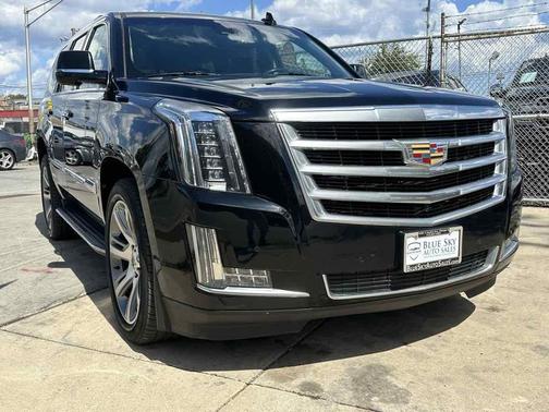 2015 Cadillac Escalade Luxury