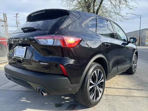 2022 Ford Escape SE