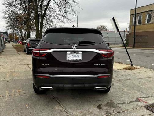 2018 Buick Enclave Essence