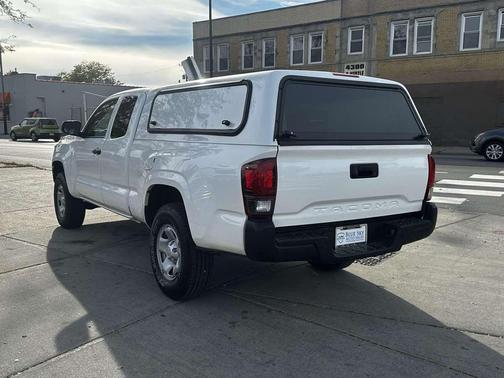 2023 Toyota Tacoma SR