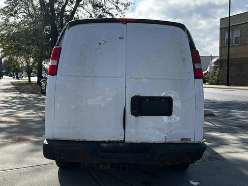 2008 Chevrolet Express 3500 Base