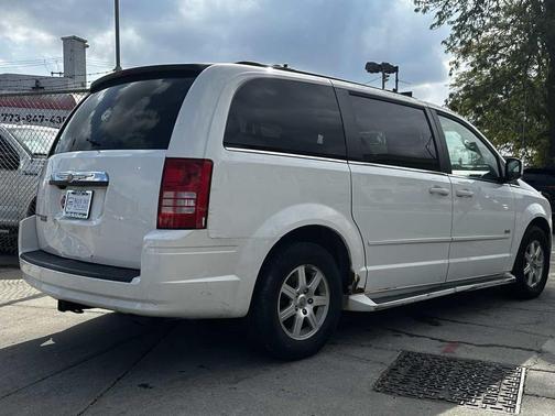 2008 Chrysler Town & Country Touring