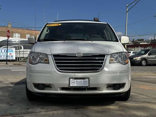 2008 Chrysler Town & Country Touring