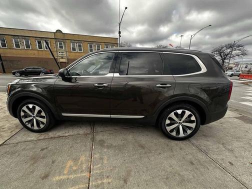 2021 Kia Telluride S