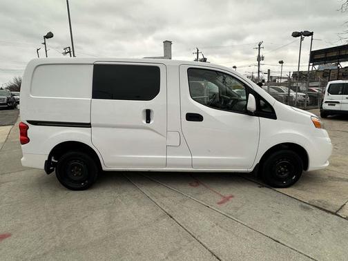 2021 Nissan NV200 SV
