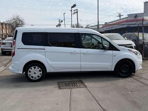 2022 Ford Transit Connect XLT