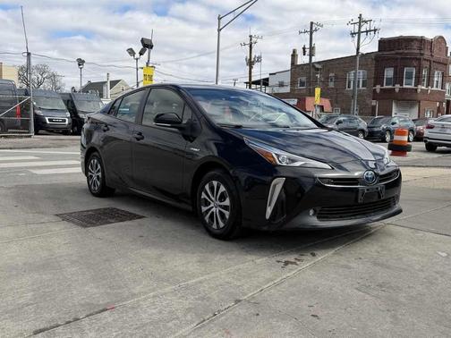 2021 Toyota Prius XLE