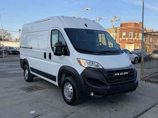 Bright White Clearcoat 2023 RAM ProMaster 1500 Base