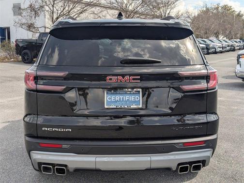 2024 GMC Acadia Elevation