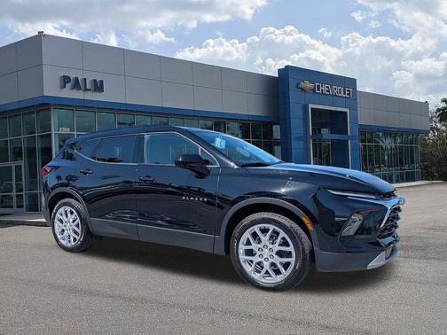Black 2024 Chevrolet Blazer LT